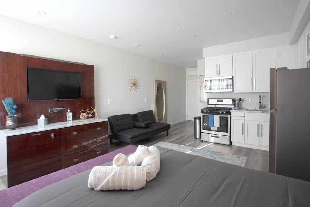 Luxurious Furnished Studio W Full Kitchen In Sd San Diego Exterior foto